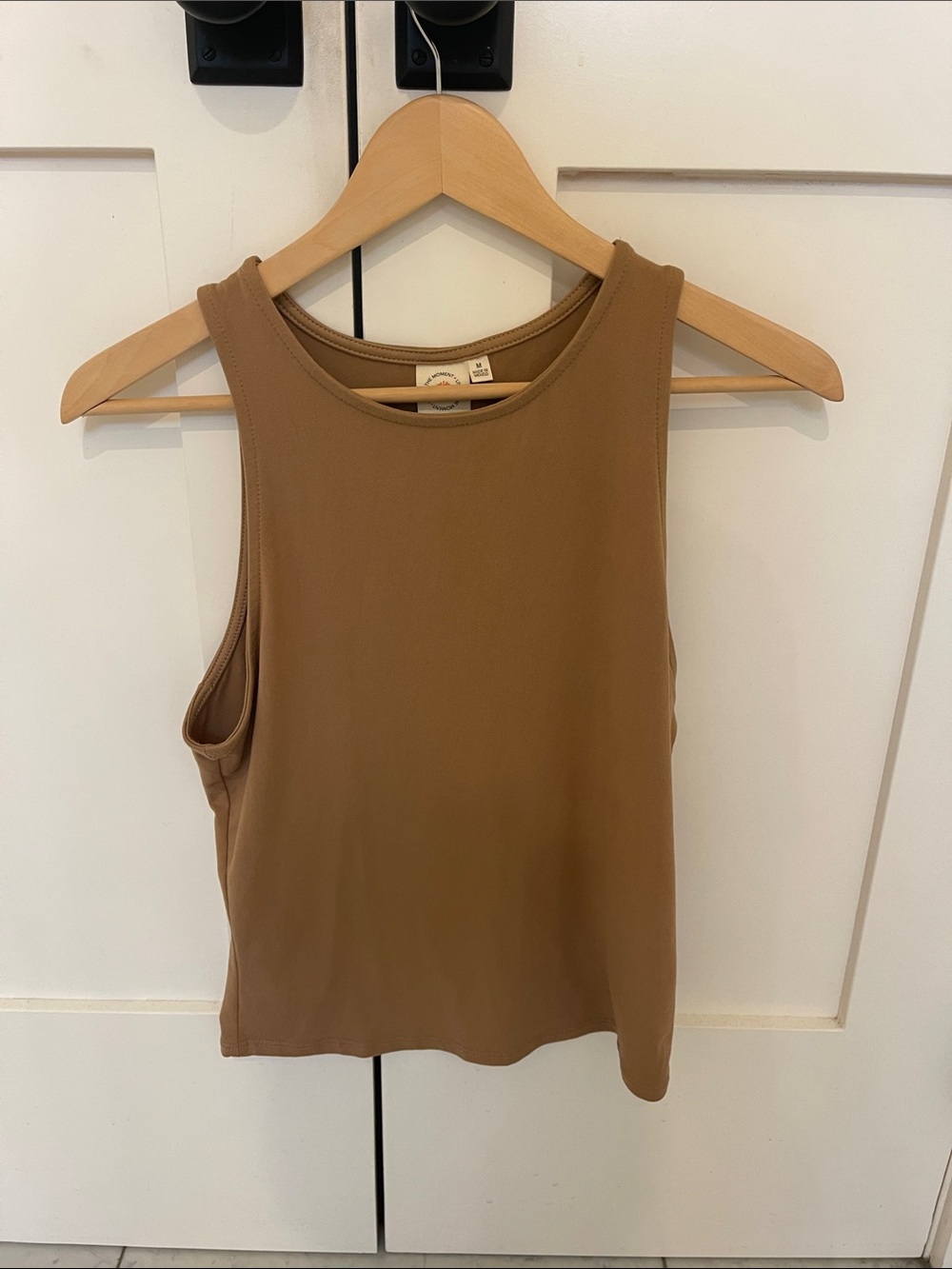 Size M Sleeveless Tank Top in Camel - Fall layering